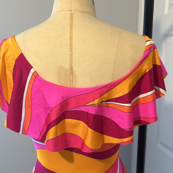 Trina Turk - Picture 9 of 11